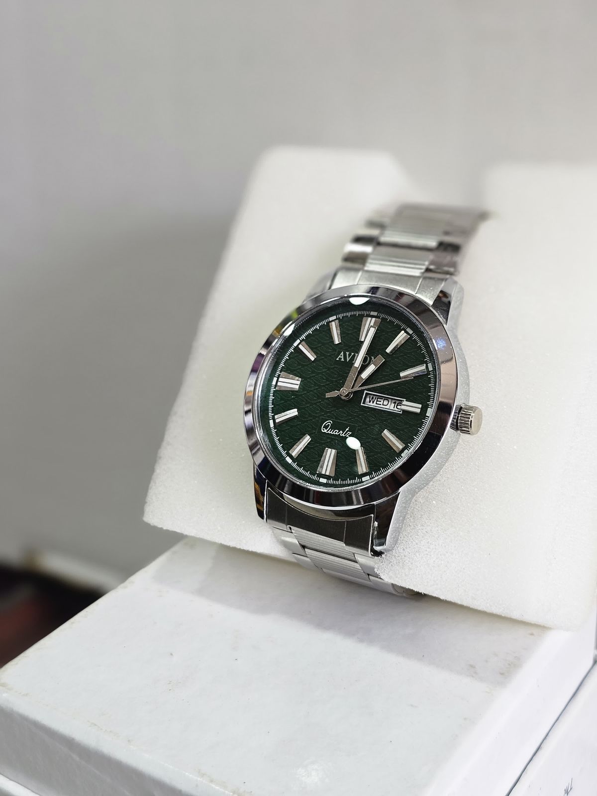 Quartz Aurbé Evergreen – Day-Date Green Dial Watch